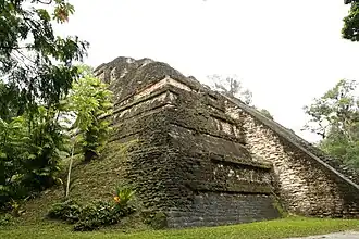 Talud-tablero in Tikal Structure 5C-49