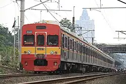 8-car set 5809 in October 2016, using revised livery