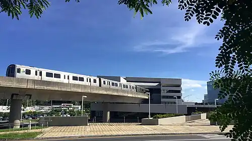 Tren Urbano in El Cinco