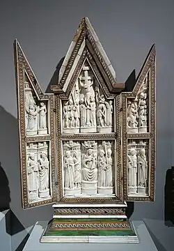 Small religious triptych in bone, early 15th century