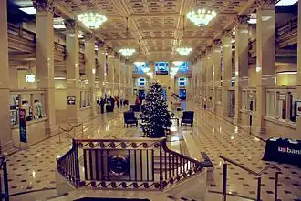 The main banking room, viewed from the west end (1925 section) looking toward the east end (1917 section)