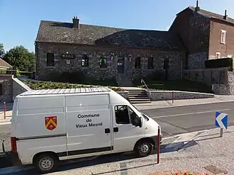 The town hall in Vieux-Mesnil