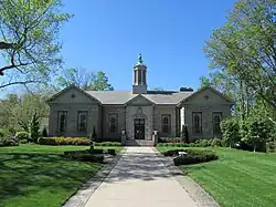 Whitinsville Social Library (1913)