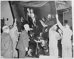 Uncrating the painting at the Metropolitan Museum of Art, New York, 1950