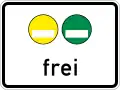 Vehicles with yellow or green Low Emission Zone Sticker permitted