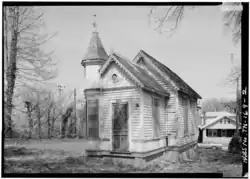 Handwerker Gingerbread Playhouse