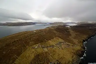 Æðuvík gezien vanuit een helicopter
