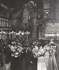 Éléphant, jardin Moulin Rouge