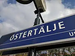 Stationsnaambord.