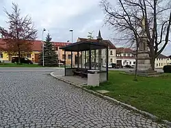 Bushalte bij het dorpsplein (2023)