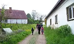 Pad in het dorp (2011)