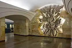 De westwand met het werk van Koeznetsov