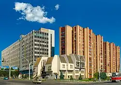 Sovjetgebouwen in de hoofdstad Loehansk