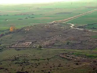 Ruïnes en een schapenkudde in de buurt van Kabile