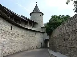 Binnenzijde met Drievuldigheidstoren