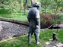 Standbeeld van Gevorg Emin