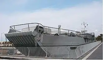 De Af Al Pi Chen op het terrein van het Museum voor Clandestiene Immigratie en Marine