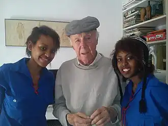 Simha Rotem (midden)