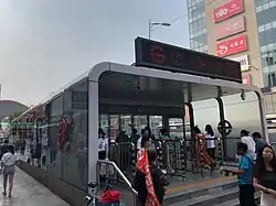 Shenyangzhan, lijn 1 bij het station