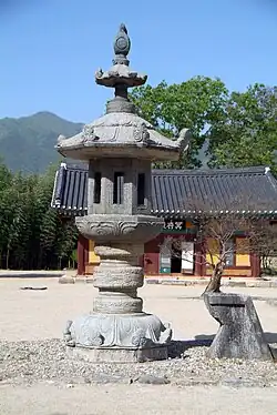 Stenen lantaarn van de Silsangsa-tempel, Namwon
