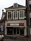 Winkel- en woonpanden