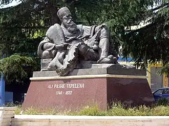 Monument voor Ali Pasja