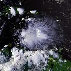 Foto of weerkaart van orkaan