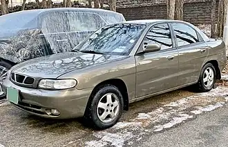 Daewoo Nubira sedan (J100, 1997-1999)