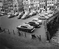 Torensluis als parkeerterrein, 26 oktober 1954
