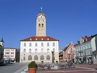 Erdinger Schrannenplatz mit Stadtturm