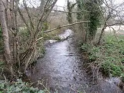 Bij Mahalon en Confort-Meilars.