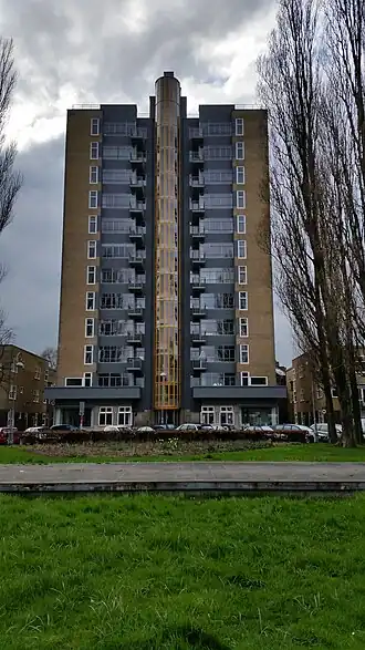 12-verdiepingenhuis na renovatie (maart 2019)