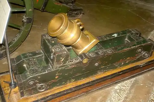 Antieke mortier Militair Historisch Museum van Sint Petersburg