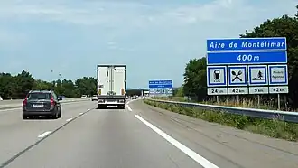 Aankondiging van de verzorgingsplaats langs de A7/E15