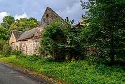 Ruïne van een veestal