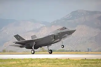 Landing van een F-35 Lightning II van de 388th Fighter Wing op de Hill Air Force Base in 2015
