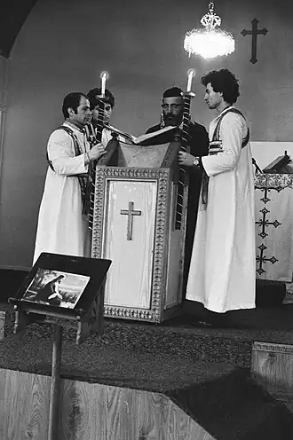 Heilige Mis in de Mor Yuhanonkerk in Hengelo (1981)