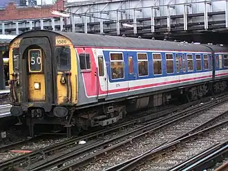 Een Class 411 nabij London Victoria Station
