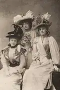 Vrouwen met picture hats, 1890