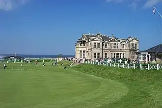 18de green en clubhuis