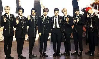 Ateez op hun Treasure EP.Fin: All to Action showcase, oktober 2019 (van links: Yunho, Seonghwa, San, Yeosang, Hongjoong, Wooyoung, Jongho en Mingi)