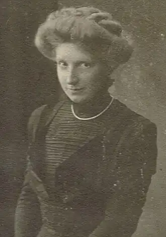 Madzy Haitsma Mulier-van Lennep in 1910