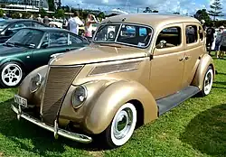 Ford V-8/Model 81