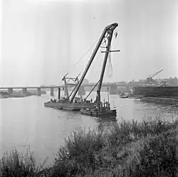 Bouw Baileybrug, 1947