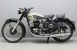 Dominator Model 7 uit 1949