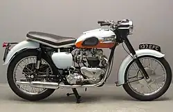 De opvolger Triumph T120 Bonneville 650 werd al in 1958 gepresenteerd.