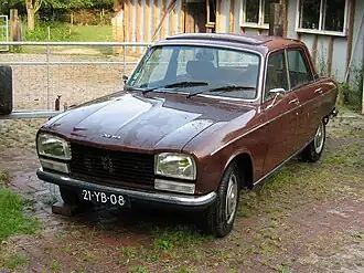 Peugeot 304