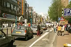 Drukte op het Damrak anno 1994.