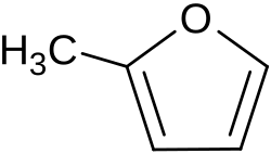Structuurformule van 2-methylfuraan