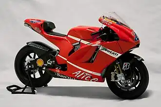 De dolfijnstroomlijn in 2009 op een Ducati Desmosedici MotoGP racer.